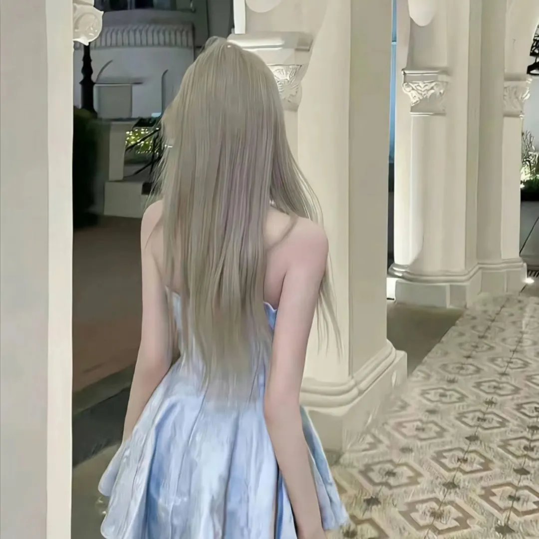 艾蜜莉·布莱尔的秘密